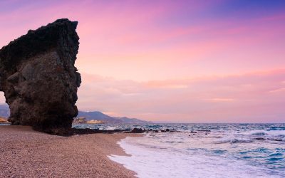 Playas del Cabo de Gata, la costa acantilada mejor conservada del mediterráneo